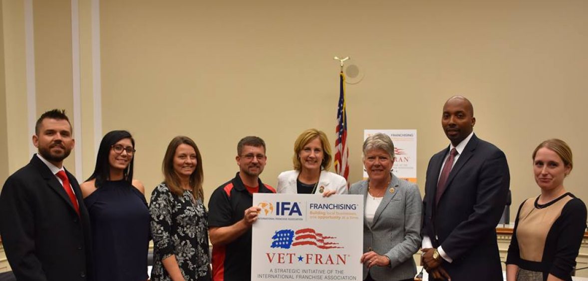 Brownley at Veteran Entrepreneurship Rountable