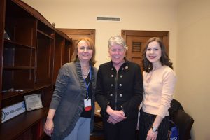 Brownley Meets with Juvenille Diabetes Advocates